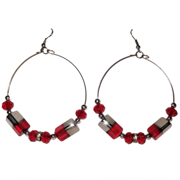 Hoop Earrings NWOT - Picture 4 of 9